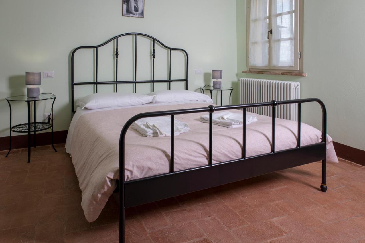 In Collegiata Bed & Breakfast Foiano Della Chiana Exterior photo
