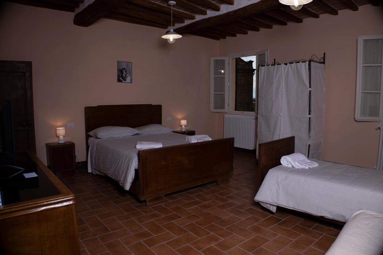 In Collegiata Bed & Breakfast Foiano Della Chiana Exterior photo